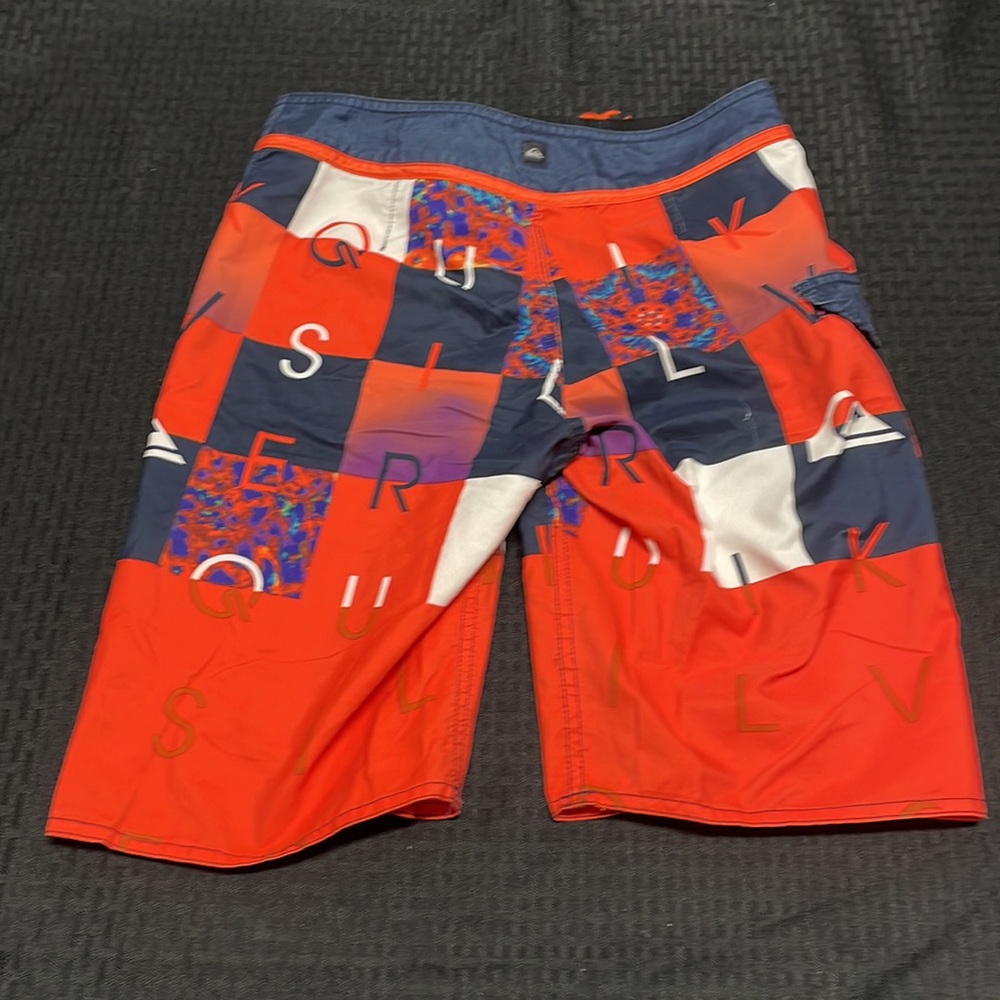 Quicksilver Swim Trunks Size 27 - Picture 2 of 3